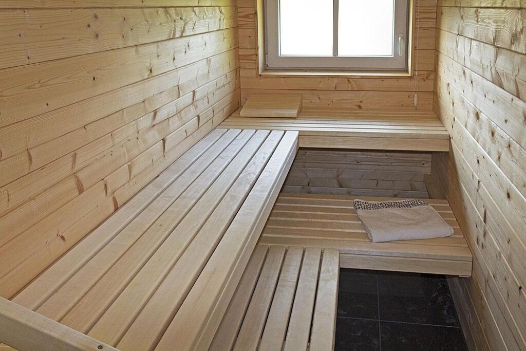 Schwarzwaldhaus24 - Ferienhaus Mit Sauna, Whirlpool Und Kamin Gemeinde Gemeinde Aichhalden Exterior foto